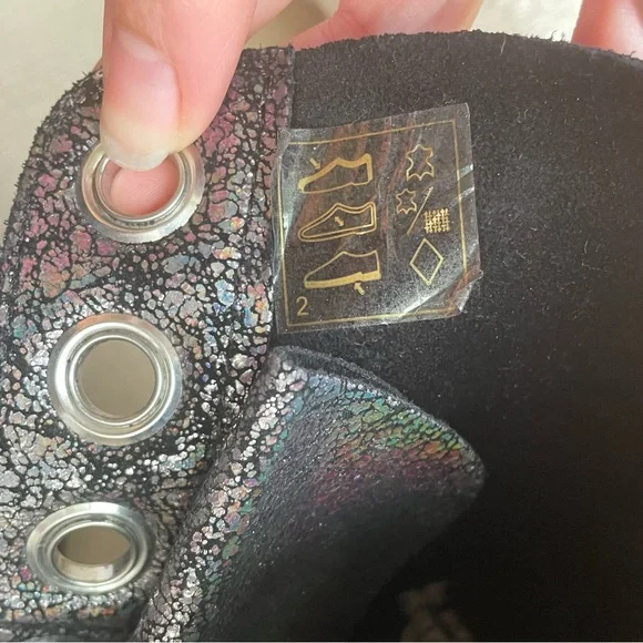 Dr. Martens Molly Platform Suede Speckled Irredescent Boot, Size 7 US L, 38 EU - Picture 13 of 14